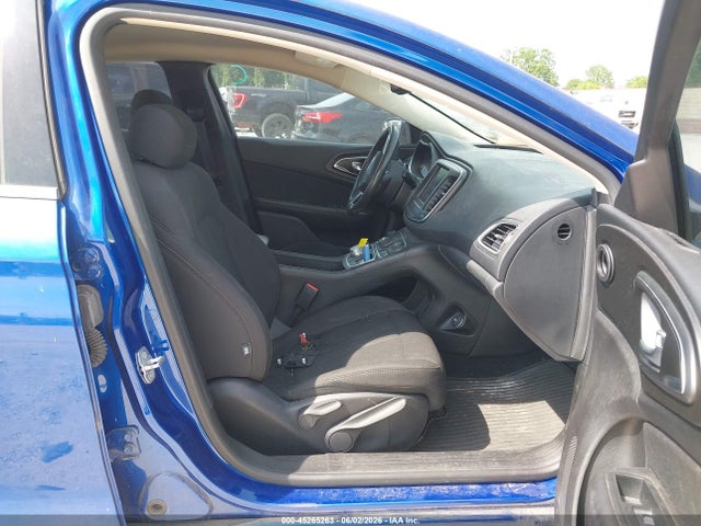Chrysler 200 Limited 2015 1C3CCCAB7FN748282 Image 5