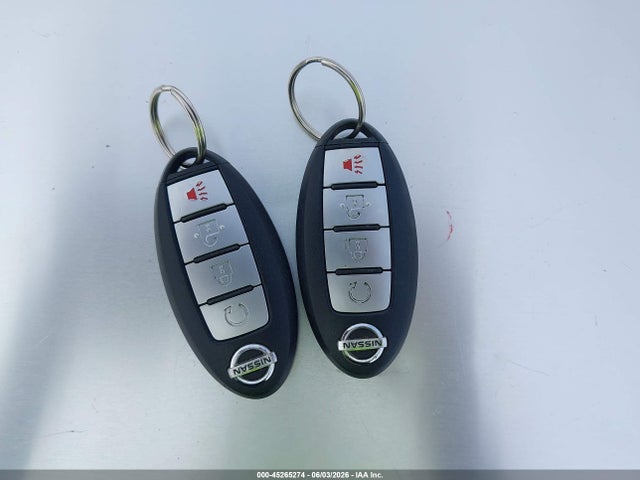 JN8AT2MV5HW253924 Nissan ROGUE SV