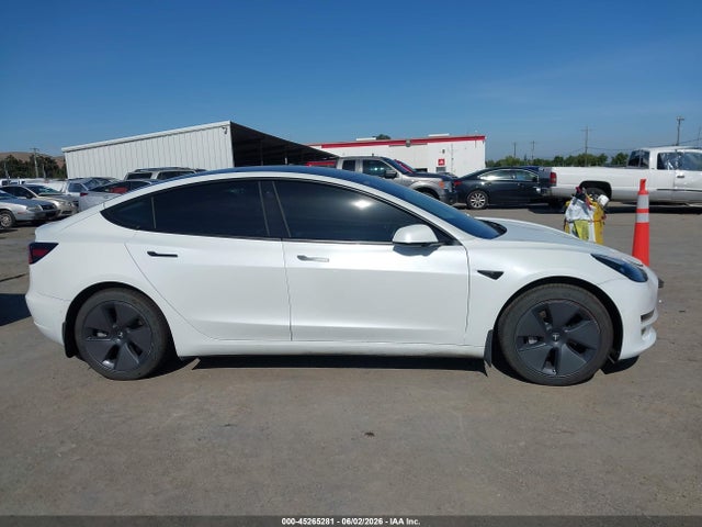 Tesla Model 3 Long Range Dual Motor All-wheel Drive 2022 5YJ3E1EB3NF323899 Image 15