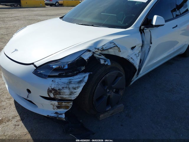 Tesla Model 3 Long Range Dual Motor All-wheel Drive 2022 5YJ3E1EB3NF323899 Image 6