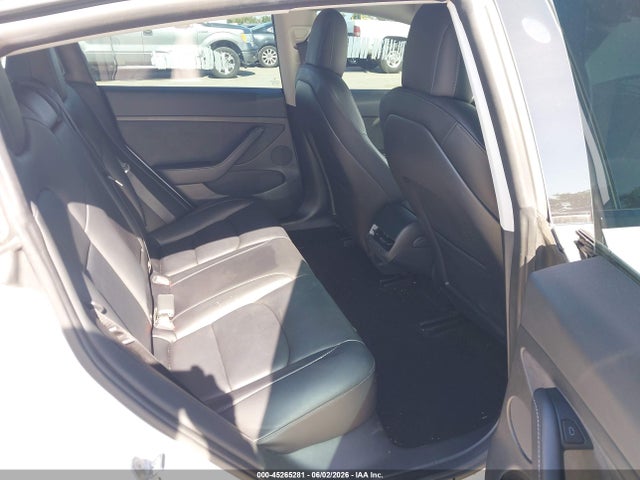 Tesla Model 3 Long Range Dual Motor All-wheel Drive 2022 5YJ3E1EB3NF323899 Image 8