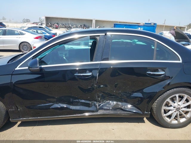 Mercedes-Benz A 220 2019 WDD3G4EB4KW034426 Image 6