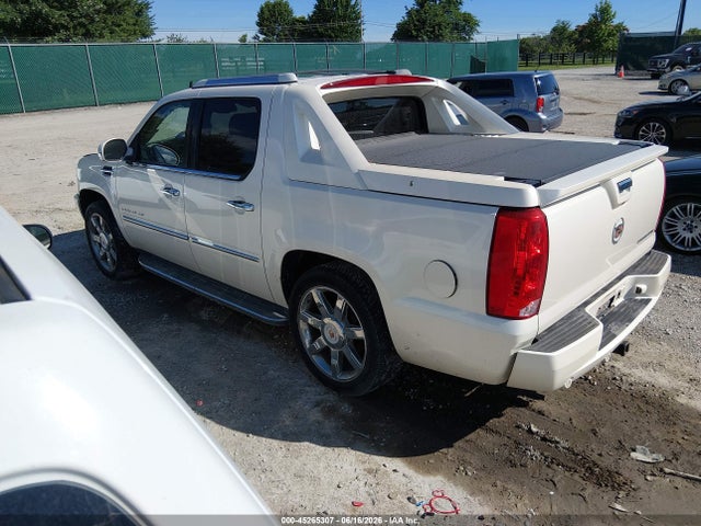 2013 Cadillac Escalade Ext Luxury მანქანა იყიდება აუქციონზე, vin: 3GYT4MEF7DG113493, აუქციონის ნომერი: 45265307