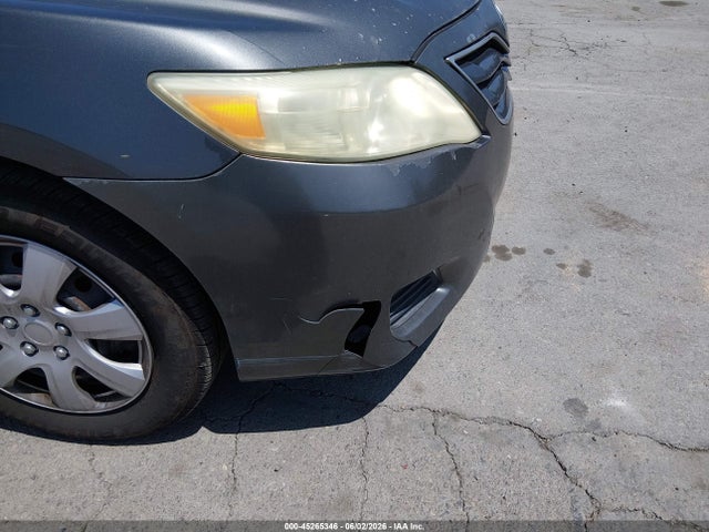 45265346 :رقم المزاد ، 4T4BF3EK4BR109805 vin ، 2011 Toyota Camry Le مزاد بيع