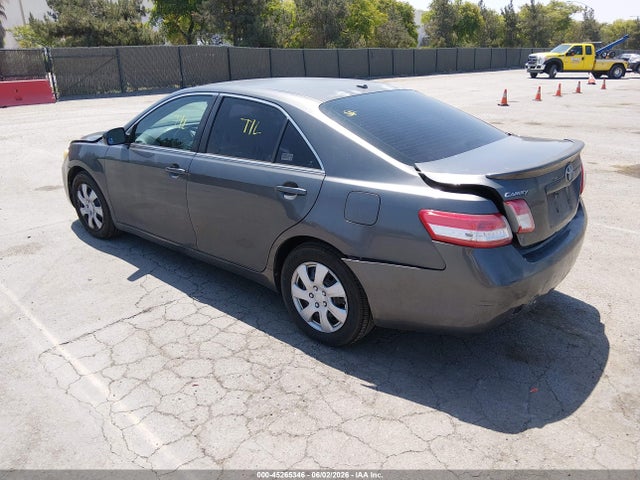 45265346 :رقم المزاد ، 4T4BF3EK4BR109805 vin ، 2011 Toyota Camry Le مزاد بيع