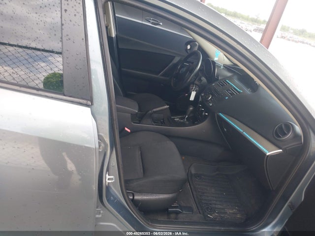 2013 Mazda Mazda3 I Sv მანქანა იყიდება აუქციონზე, vin: JM1BL1TG1D1778578, აუქციონის ნომერი: 45265353