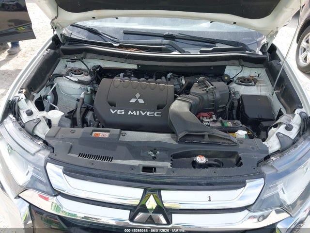 2017 Mitsubishi Outlander Gt მანქანა იყიდება აუქციონზე, vin: JA4JZ4AX6HZ039867, აუქციონის ნომერი: 45265368
