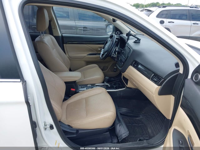 2017 Mitsubishi Outlander Gt მანქანა იყიდება აუქციონზე, vin: JA4JZ4AX6HZ039867, აუქციონის ნომერი: 45265368