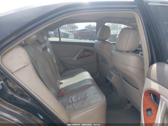 2011 Toyota Camry Hybrid მანქანა იყიდება აუქციონზე, vin: 4T1BB3EK5BU126649, აუქციონის ნომერი: 45265370