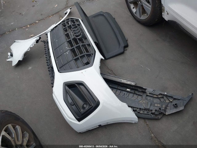 2024 Audi Q5 Premium Plus 40 Tfsi Quattro S Tronic მანქანა იყიდება აუქციონზე, vin: WA1BBAFY7R2108794, აუქციონის ნომერი: 45265413