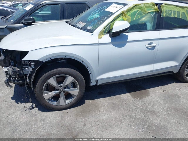 2024 Audi Q5 Premium Plus 40 Tfsi Quattro S Tronic მანქანა იყიდება აუქციონზე, vin: WA1BBAFY7R2108794, აუქციონის ნომერი: 45265413