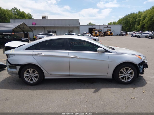 2013 Hyundai Sonata Gls მანქანა იყიდება აუქციონზე, vin: 5NPEB4AC6DH768252, აუქციონის ნომერი: 45265438