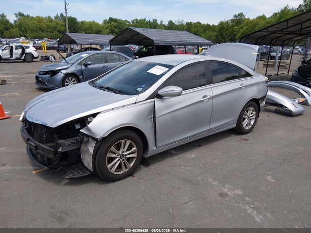 2013 Hyundai Sonata Gls მანქანა იყიდება აუქციონზე, vin: 5NPEB4AC6DH768252, აუქციონის ნომერი: 45265438