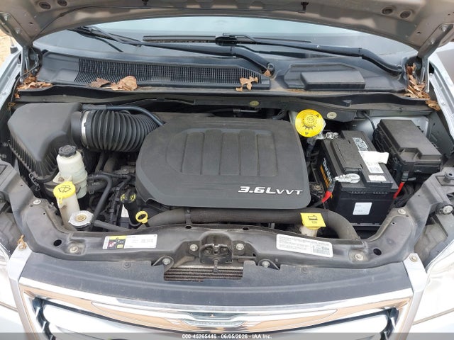 2014 Chrysler Town & Country Touring მანქანა იყიდება აუქციონზე, vin: 2C4RC1BG5ER444325, აუქციონის ნომერი: 45265446