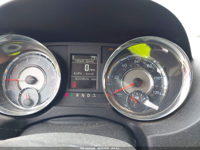 2014 Chrysler Town & Country Touring მანქანა იყიდება აუქციონზე, vin: 2C4RC1BG5ER444325, აუქციონის ნომერი: 45265446
