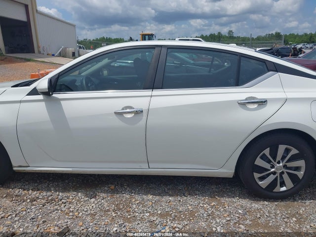 1N4BL4BVXLN303591 Nissan Altima S Fwd