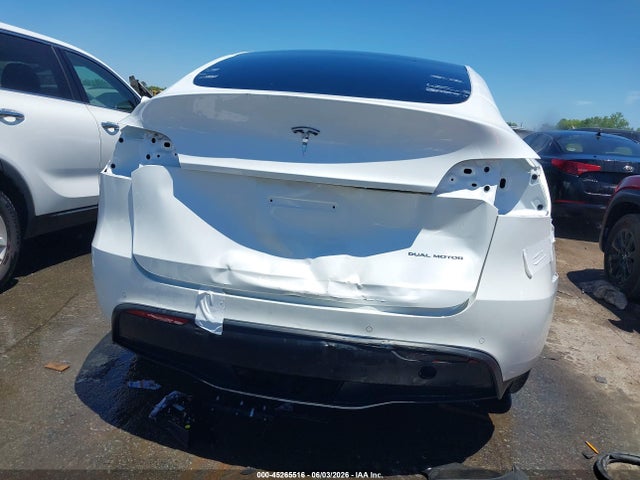 2022 Tesla Model Y Long Range Dual Motor All-wheel Drive მანქანა იყიდება აუქციონზე, vin: 7SAYGAEE2NF316505, აუქციონის ნომერი: 45265516