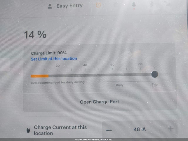 2022 Tesla Model Y Long Range Dual Motor All-wheel Drive მანქანა იყიდება აუქციონზე, vin: 7SAYGAEE2NF316505, აუქციონის ნომერი: 45265516