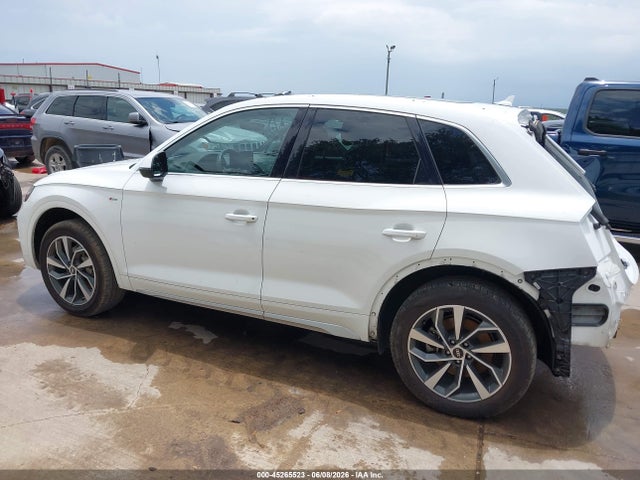Продажа на аукционе авто 2023 Audi Q5 Premium Plus 45 Tfsi S Line Quattro, vin: WA1EAAFY0P2070628, номер лота: 45265523