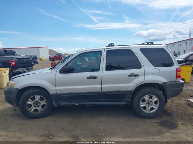 2004 Ford Escape Xlt მანქანა იყიდება აუქციონზე, vin: 1FMCU931X4KB12210, აუქციონის ნომერი: 45265538