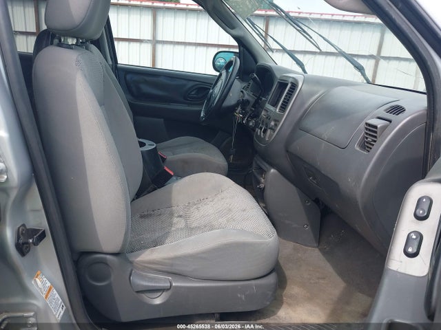 2004 Ford Escape Xlt მანქანა იყიდება აუქციონზე, vin: 1FMCU931X4KB12210, აუქციონის ნომერი: 45265538