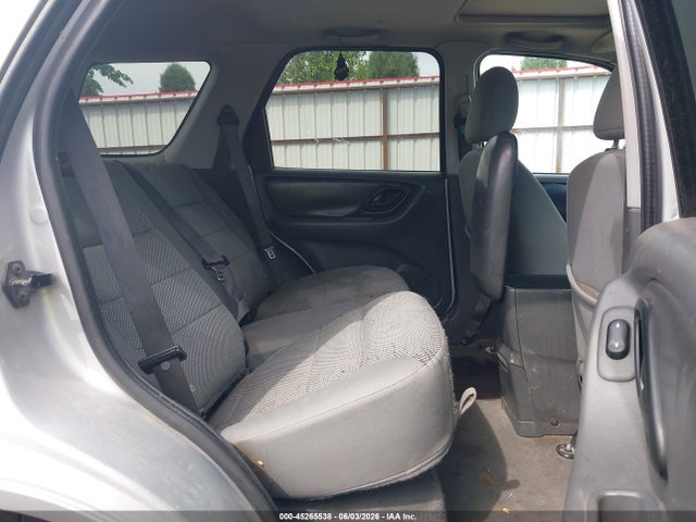 2004 Ford Escape Xlt მანქანა იყიდება აუქციონზე, vin: 1FMCU931X4KB12210, აუქციონის ნომერი: 45265538