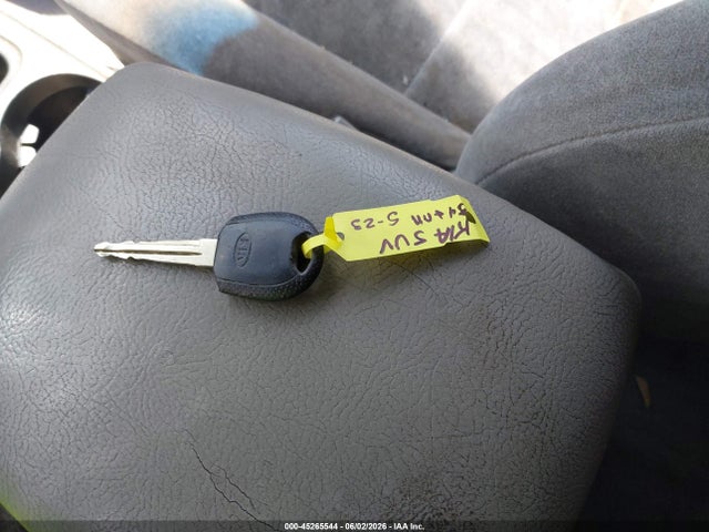2005 Kia Sorento Ex/lx მანქანა იყიდება აუქციონზე, vin: KNDJD733555442452, აუქციონის ნომერი: 45265544