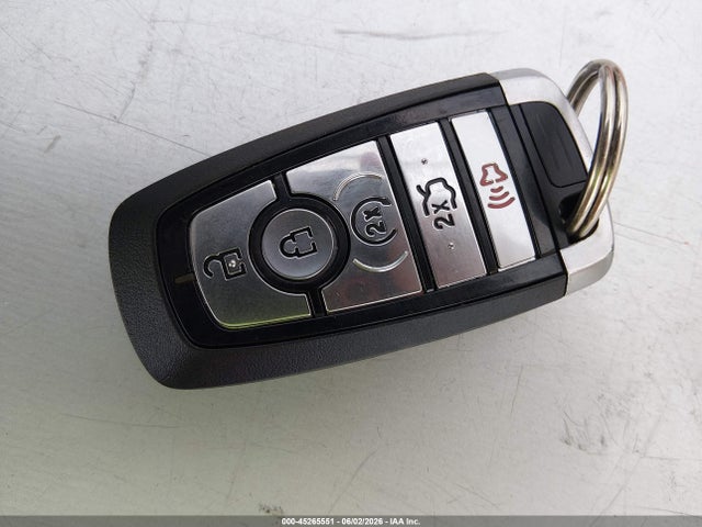 45265551 :رقم المزاد ، 3FA6P0HD3JR224481 vin ، 2018 Ford Fusion Se مزاد بيع