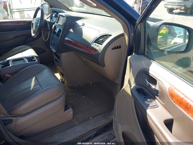 Продаж на аукціоні авто 2014 Chrysler Town & Country Touring, vin: 2C4RC1BG0ER438884, номер лоту: 45265576