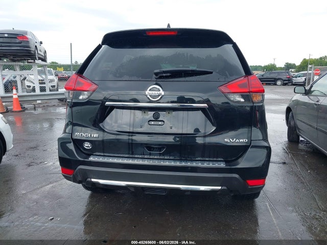 45265600 :رقم المزاد ، KNMAT2MV5HP505225 vin ، 2017 Nissan Rogue Sv مزاد بيع