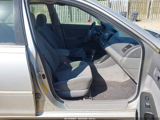Aukcja sprzedaży 2005 Toyota Camry Le, vin: 4T1BE30K05U560951, numer aukcji: 45265603