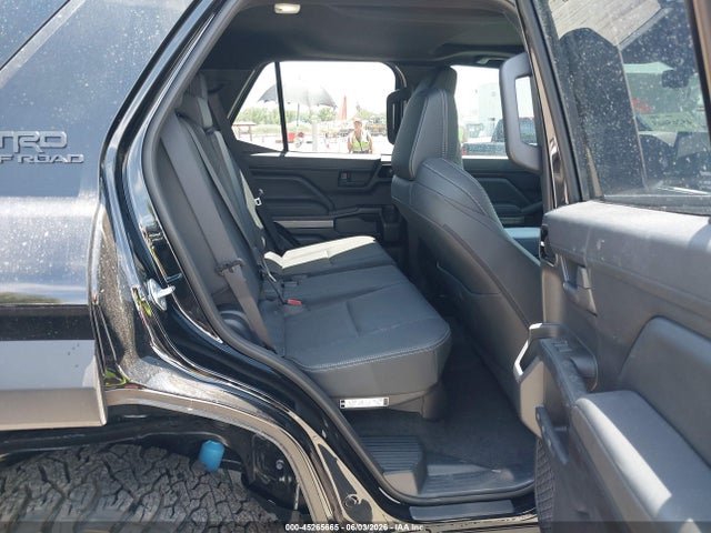 Toyota 4runner Trd Off Road Premium 2026 JTEVA5BR5T5116941 Image 8