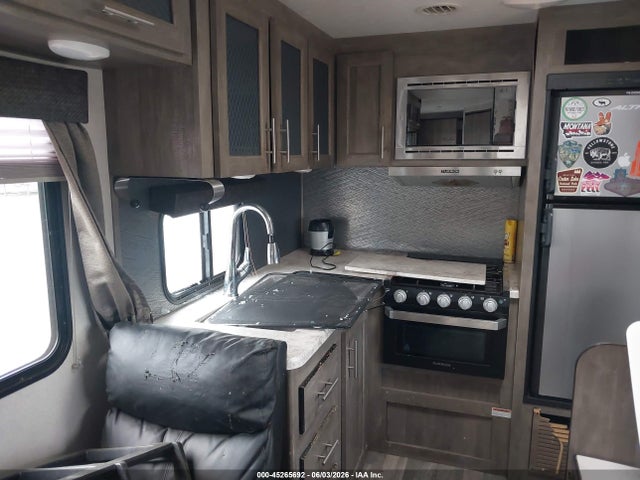 Forest River Vibe 2019 4X4TVBA20KT151166 Image 12