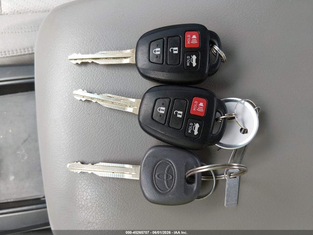Продаж на аукціоні авто 2016 Toyota Camry Le, vin: 4T4BF1FK4GR541823, номер лоту: 45265707