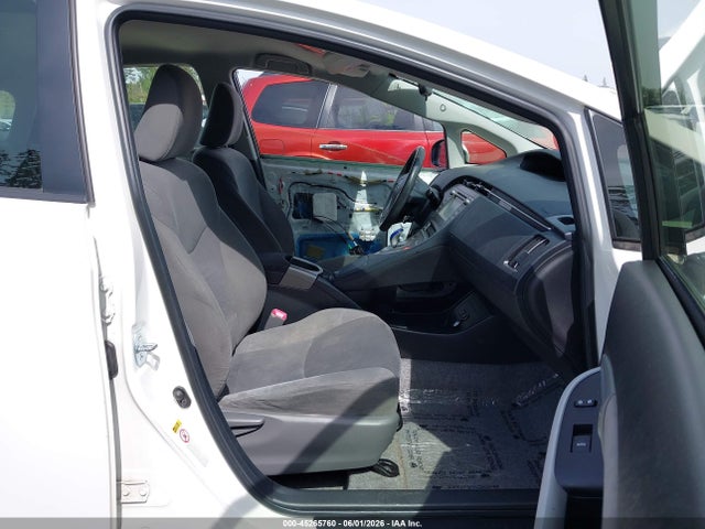 45265760 :رقم المزاد ، JTDKN3DU7C1550948 vin ، 2012 Toyota Prius Two مزاد بيع