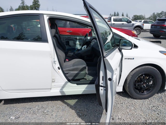 45265760 :رقم المزاد ، JTDKN3DU7C1550948 vin ، 2012 Toyota Prius Two مزاد بيع
