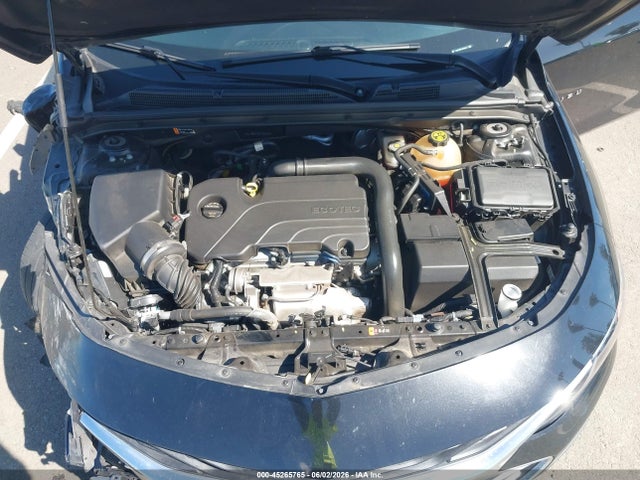 1G1ZD5ST7NF181546 Chevrolet Malibu Fwd Lt