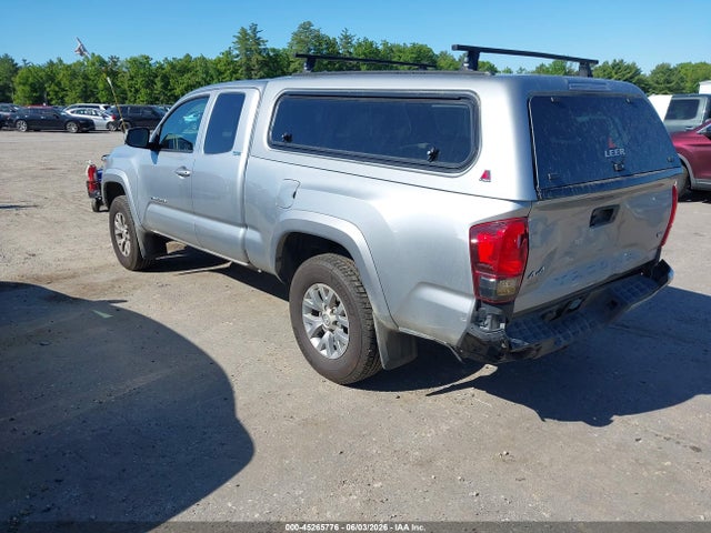 5TFSZ5AN5JX162561 Toyota Tacoma Sr5 V6