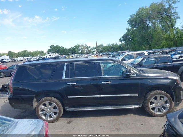 2019 Cadillac Escalade Esv Premium Luxury მანქანა იყიდება აუქციონზე, vin: 1GYS4JKJ3KR367007, აუქციონის ნომერი: 45265804