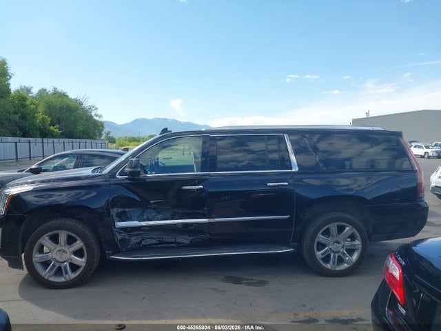 2019 Cadillac Escalade Esv Premium Luxury მანქანა იყიდება აუქციონზე, vin: 1GYS4JKJ3KR367007, აუქციონის ნომერი: 45265804