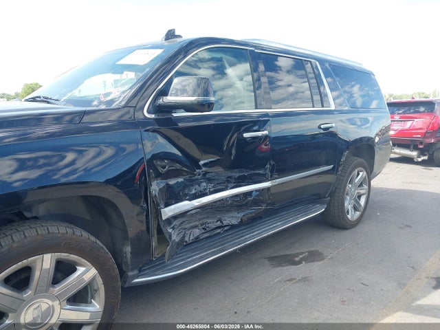 2019 Cadillac Escalade Esv Premium Luxury მანქანა იყიდება აუქციონზე, vin: 1GYS4JKJ3KR367007, აუქციონის ნომერი: 45265804