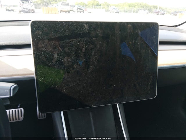 5YJ3E1EB3JF170838 Tesla Model 3 Long Range/performance