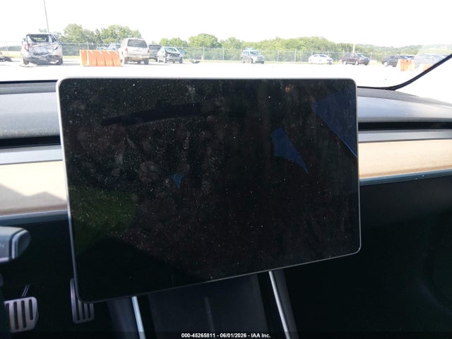5YJ3E1EB3JF170838 Tesla Model 3 Long Range/performance