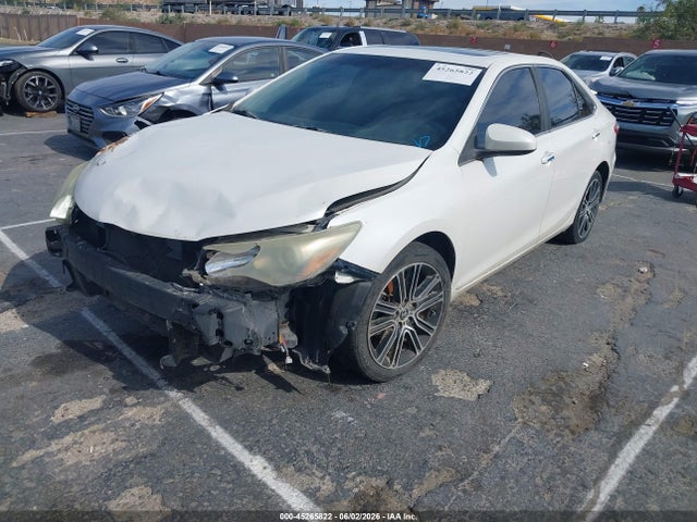 4T1BF1FK6GU541610 Toyota CAMRY SE