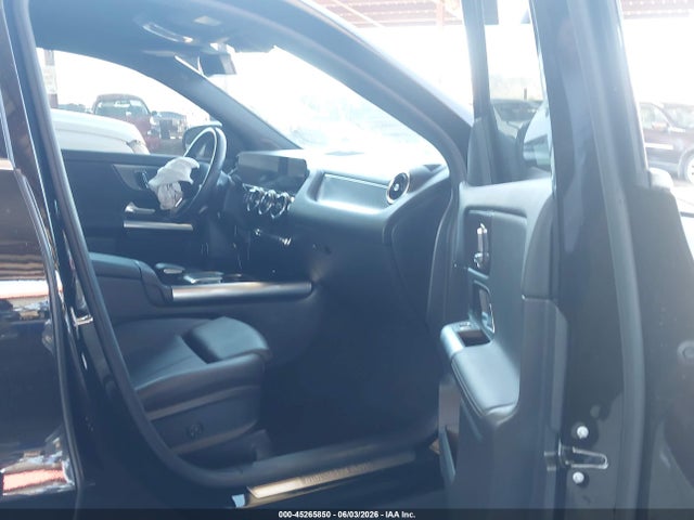 W1N4N4GB9PJ473927 Mercedes-Benz GLA 250