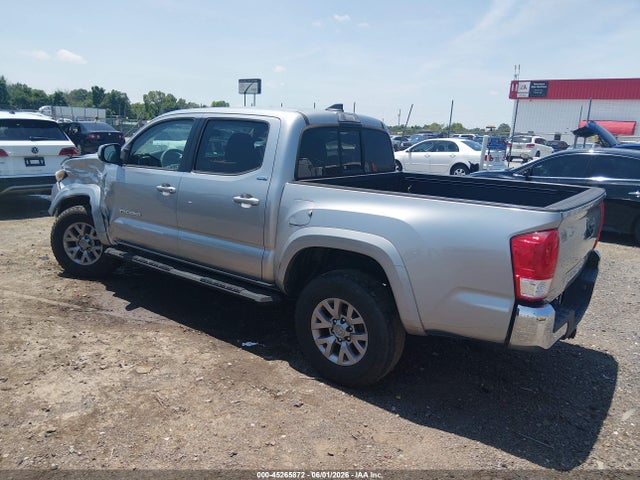 45265872 :رقم المزاد ، 5TFAZ5CN5HX046442 vin ، 2017 Toyota Tacoma Sr5 V6 مزاد بيع