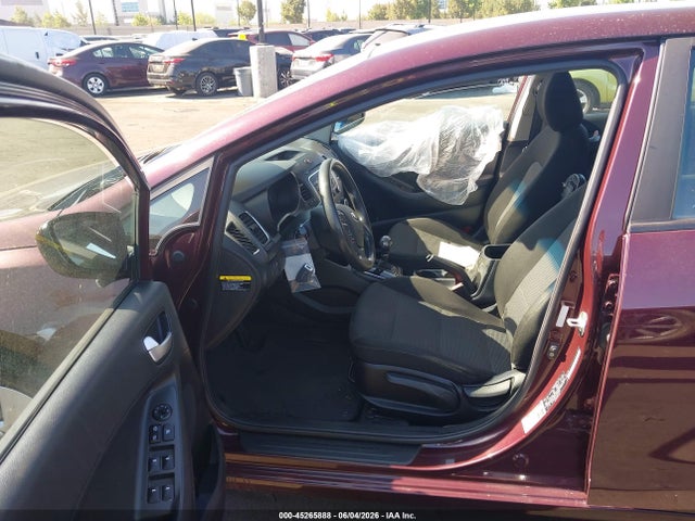 Aukcja sprzedaży 2018 Kia Forte Lx, vin: 3KPFK4A71JE217251, numer aukcji: 45265888