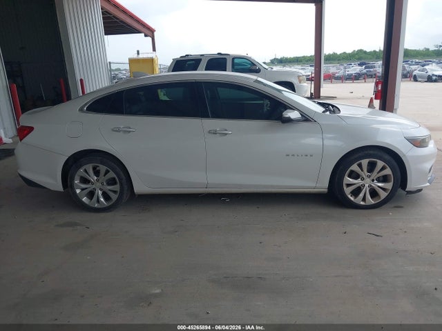 1G1ZH5SX6HF122614 Chevrolet Malibu Premier