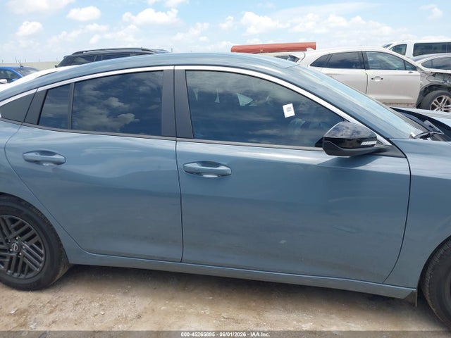 Nissan SENTRA SV 2026 3N1AB9CV5TY246372 Image 14