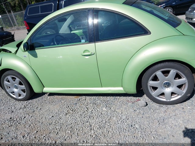 45265918 :رقم المزاد ، 3VWDD21C43M425245 vin ، 2003 Volkswagen New Beetle Glx مزاد بيع